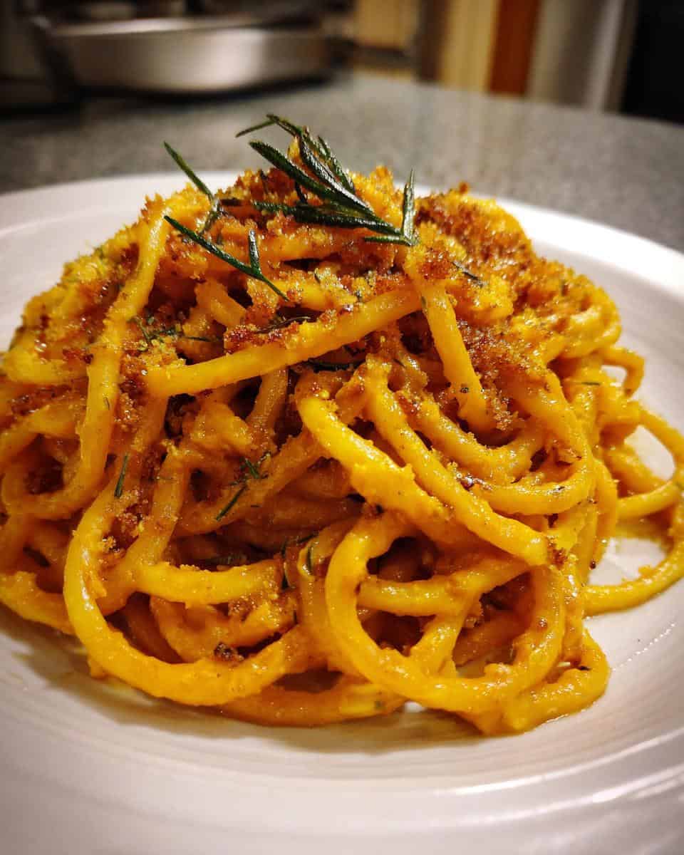 Creamy Pumpkin Pasta with Rosemary Almond Breadcrumbs - detail 1