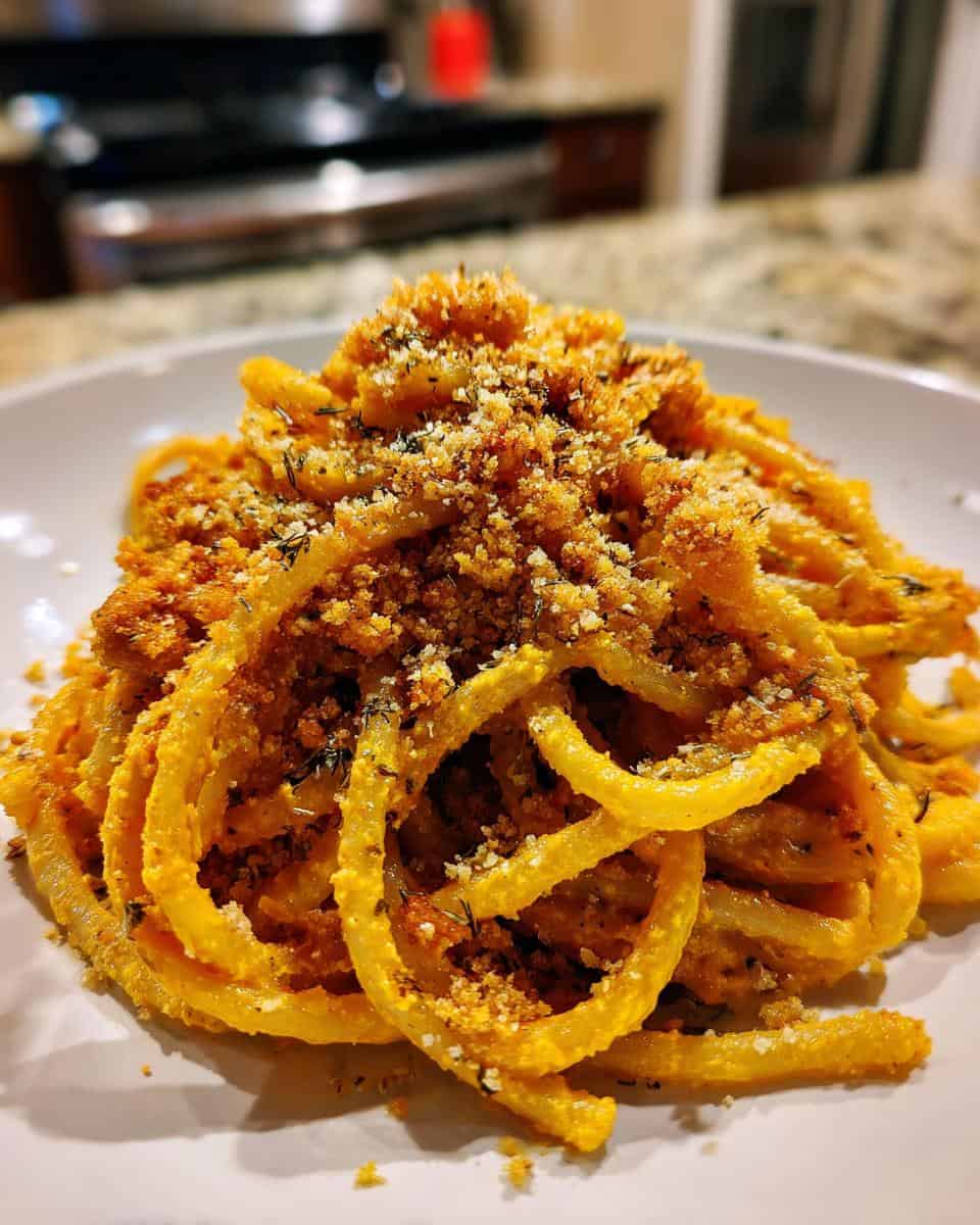 Creamy Pumpkin Pasta with Rosemary Almond Breadcrumbs - detail 3