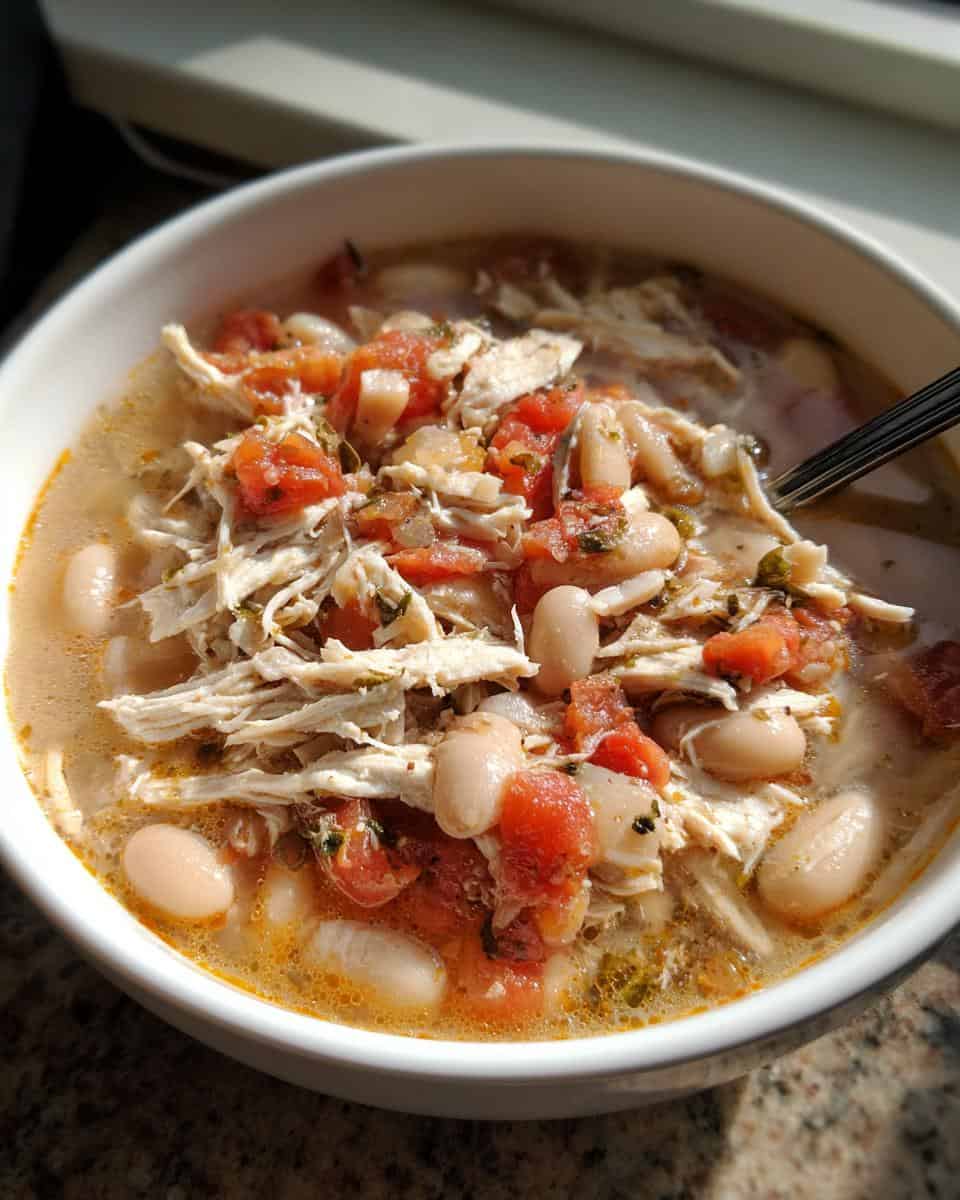 Slow Cooker Chicken and White Bean Chili - detail 1