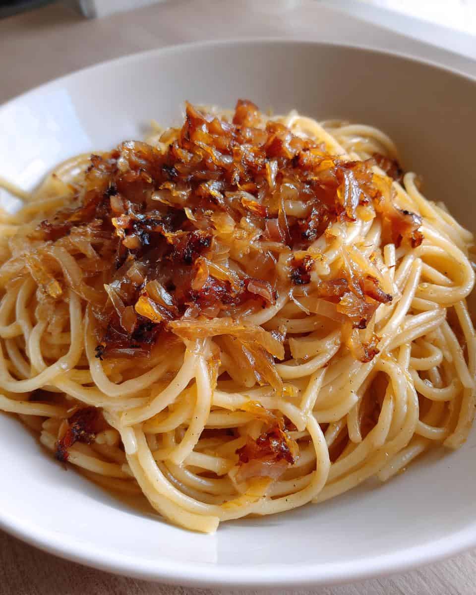 Vegan Caramelized Onion Pasta - detail 3