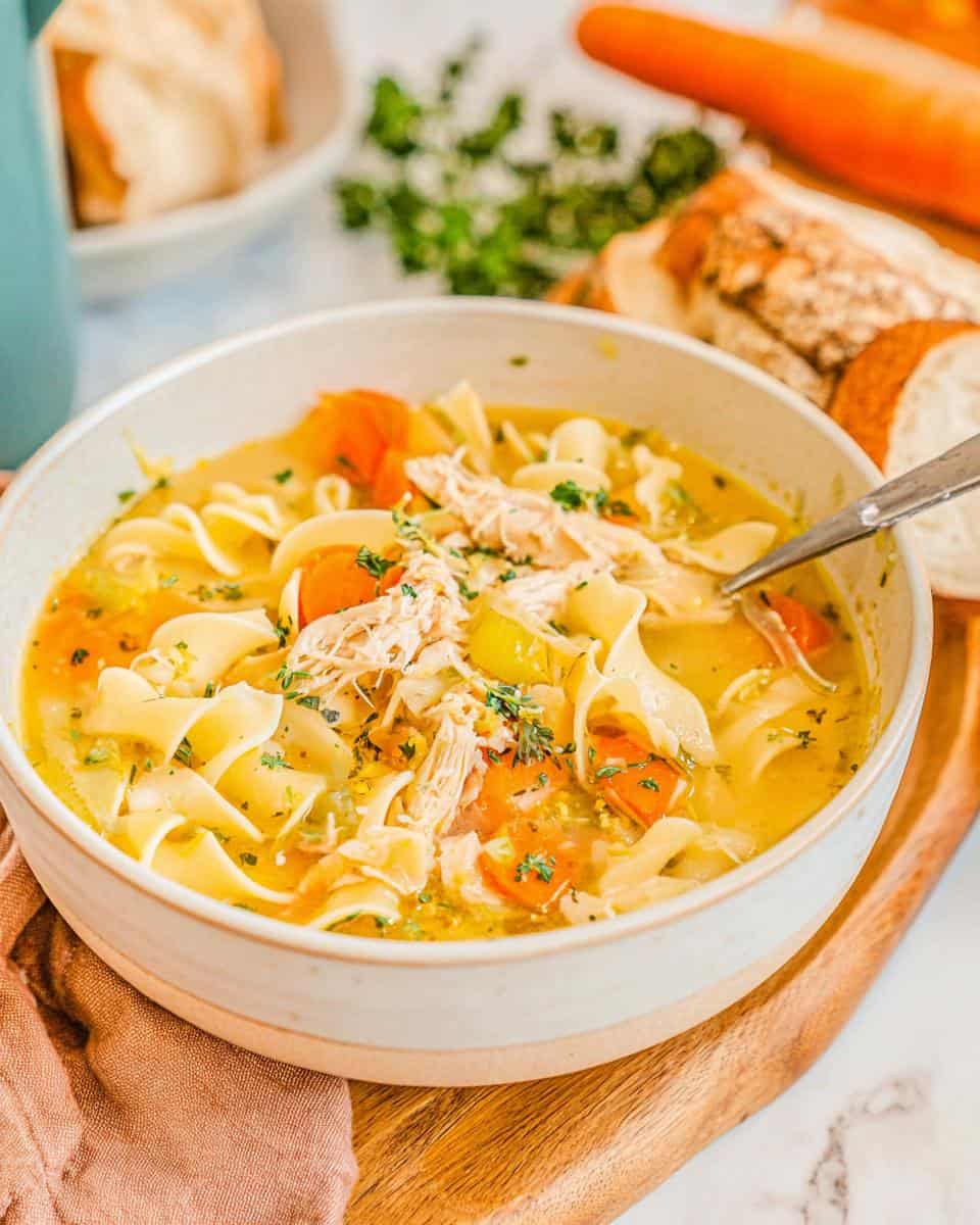 Easy Chicken Noodle Soup - detail 3