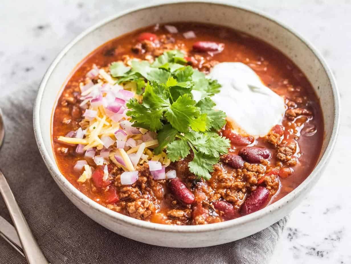 Beef Chili: Conquer Cold with 7 Bold Ingredients