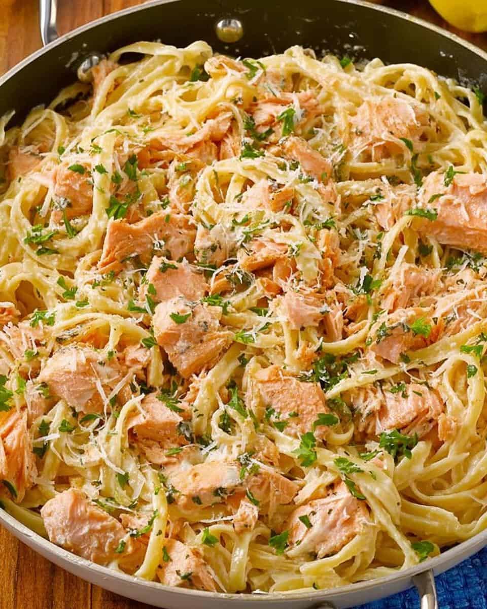 Lemon Butter Salmon Pasta - detail 3