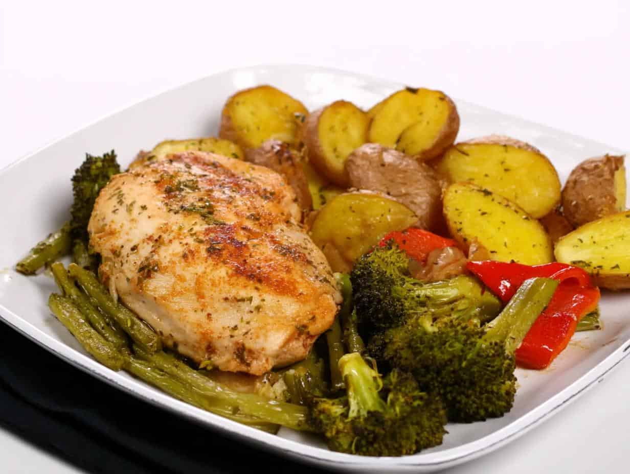 Sheet Pan Garlic Butter Chicken & Veggies: 5-Star Dish